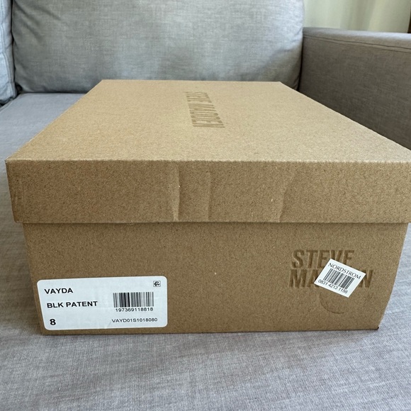 Steve Madden VAYDA black Pointed Toe Pumps size 8 - Picture 9 of 9